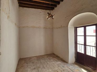 Casa con balcón en venta en Vejer