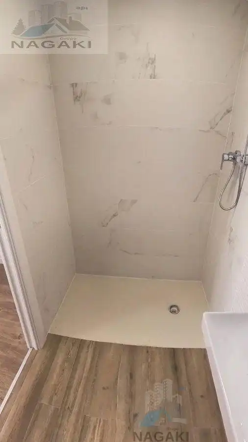 Badezimmer von Haus oder Chalet zum Verkauf in El Papiol mit Parkett und Terrasse