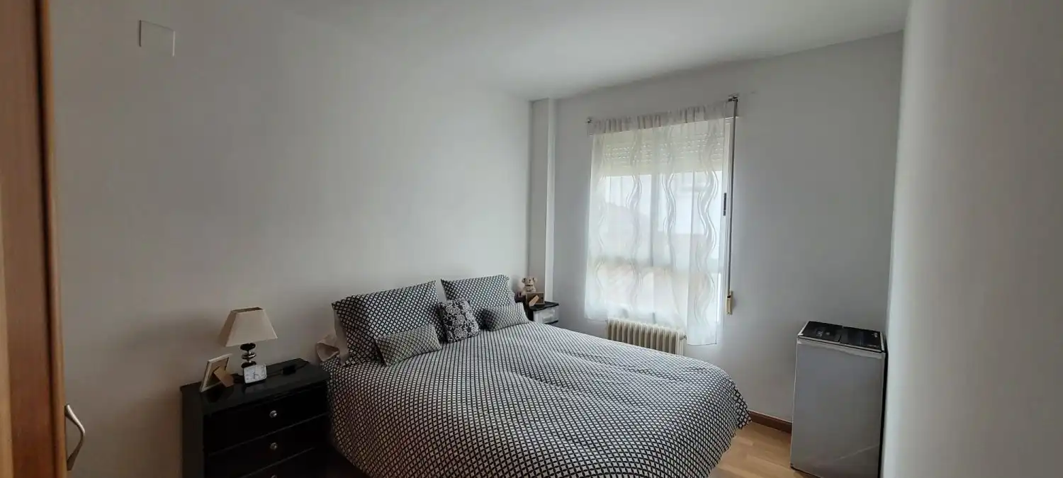 Schlafzimmer von Wohnung zum Verkauf in Albacete mit Heizung und Balkon