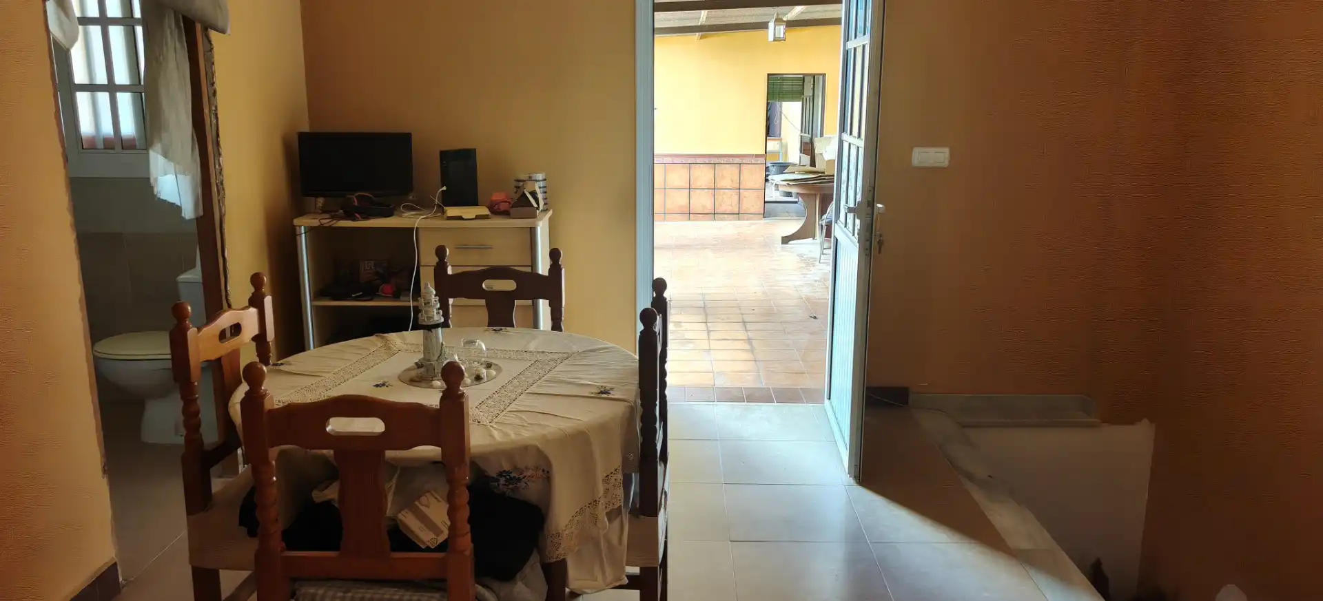 Menjador de Casa o xalet en venda en Bollullos Par del Condado amb Traster i Balcó
