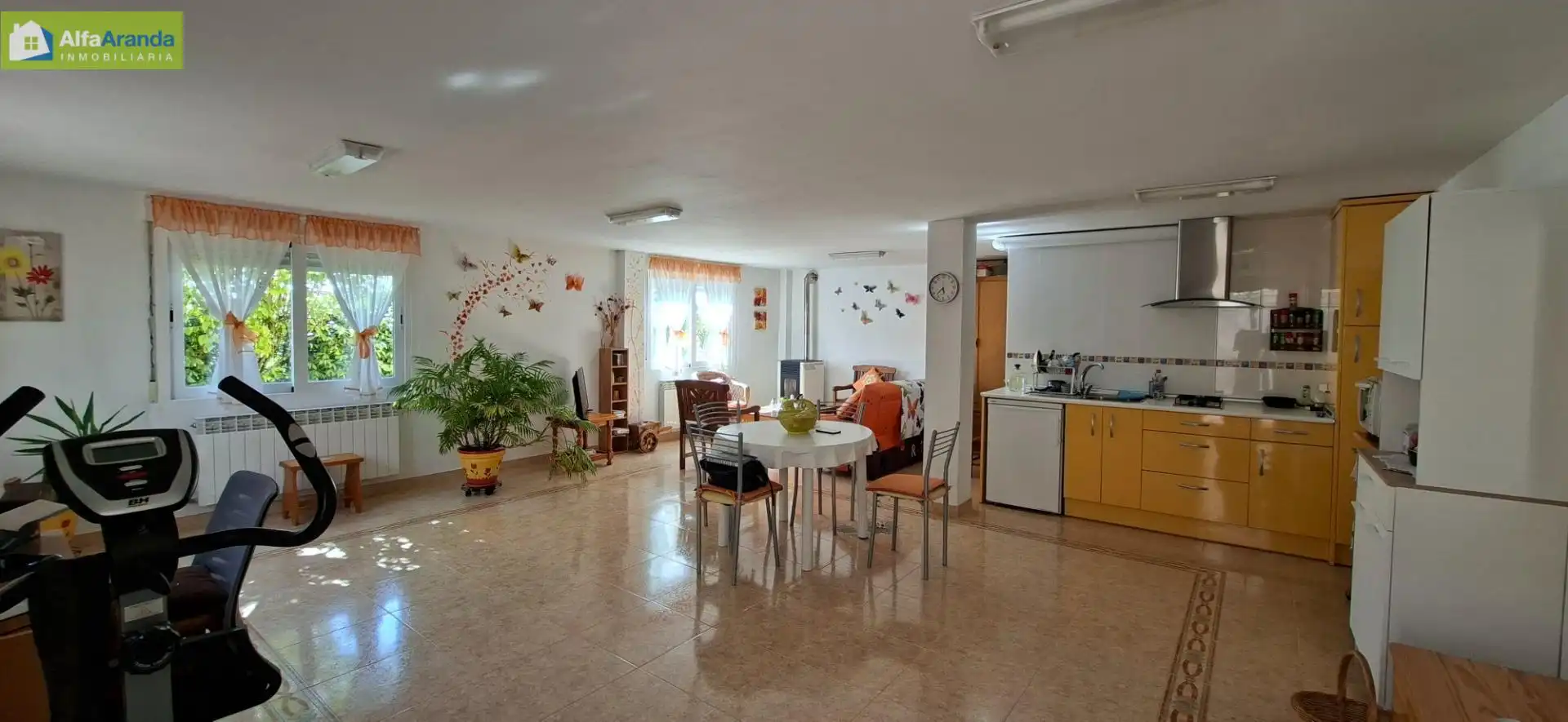 Casa o xalet en venda en Fuentenebro amb Calefacció, Jardí privat i Traster