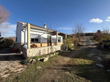 Casa rústica con jardín en venta en Alhama de Granada