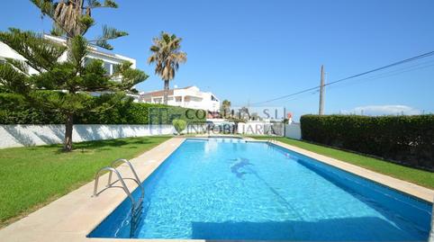 Foto 4 de Casa adosada en venda a Avinguda de Francisco José Balada, Costa Norte, Castellón