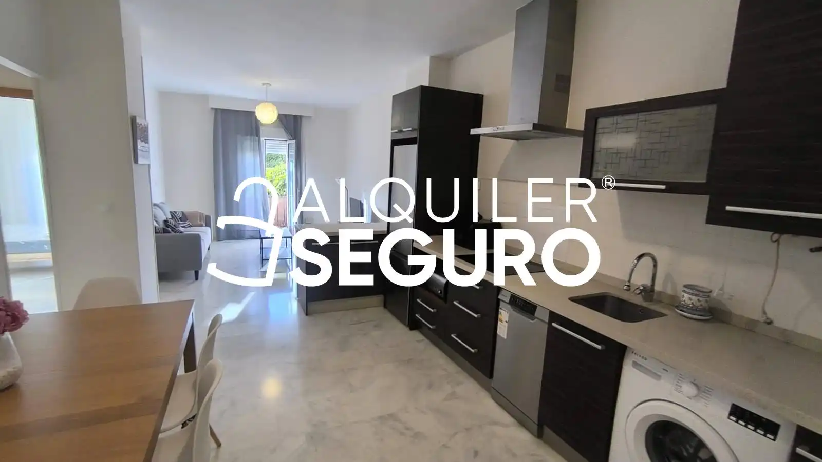 Kitchen of Flat for rent in Sevilla  with Air Conditioner and Furnished