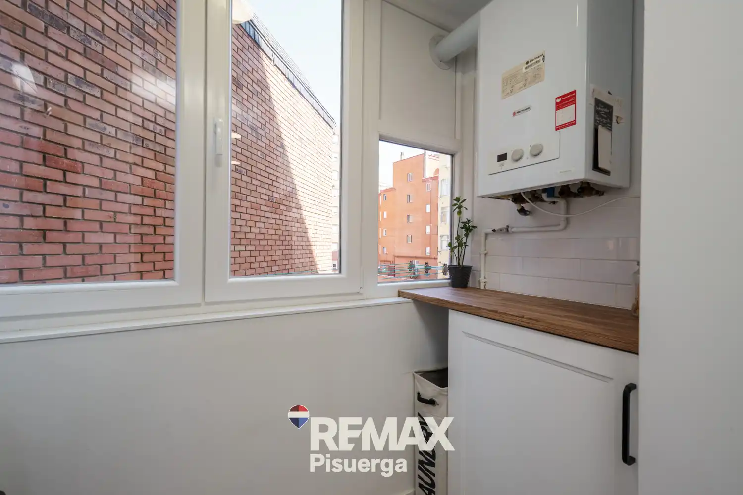 Piso en venta en Valladolid con Calefacción, Parquet y Terraza
