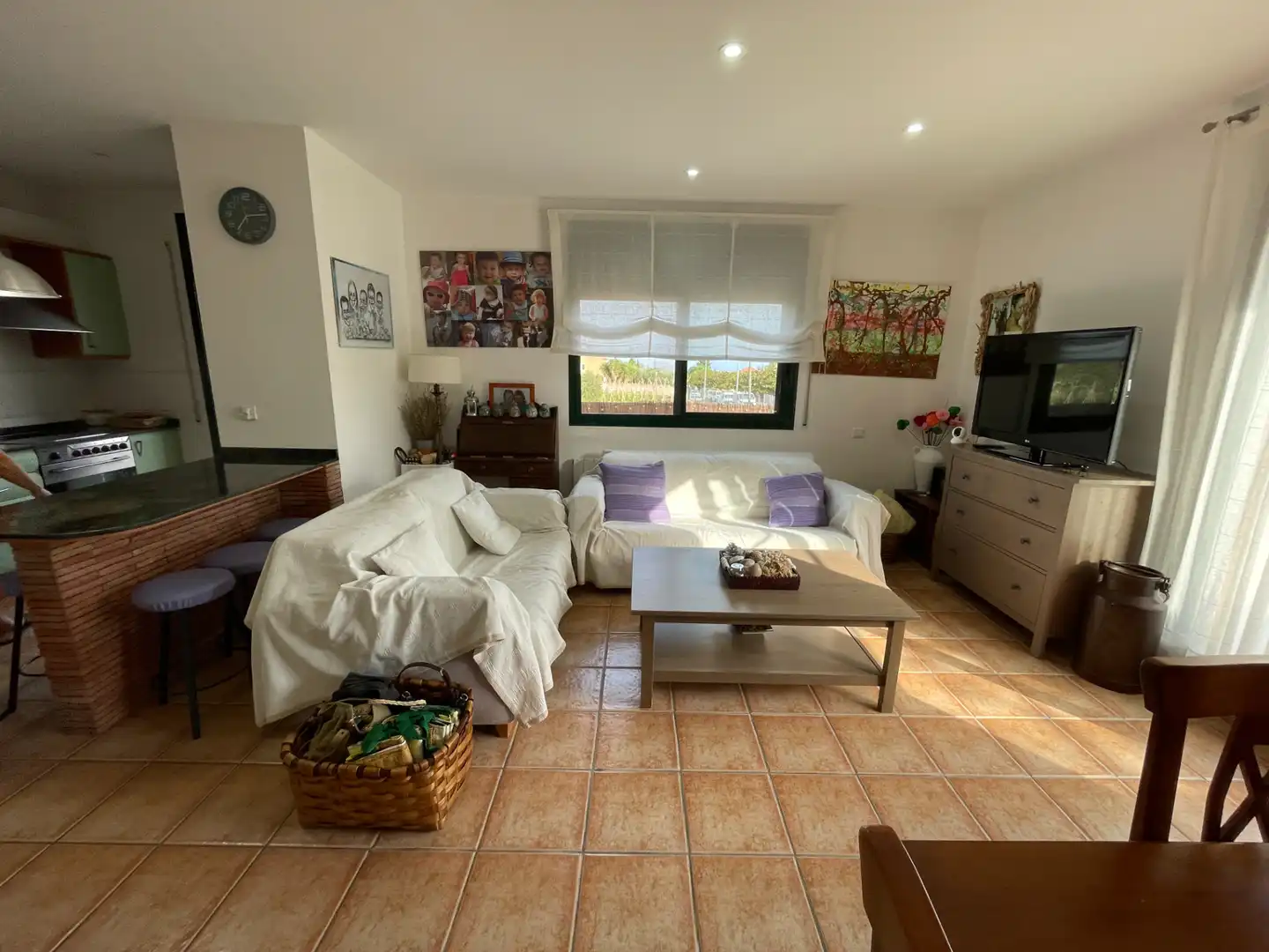Sala d'estar de Casa adosada en venda en Botarell amb Calefacció, Jardí privat i Terrassa