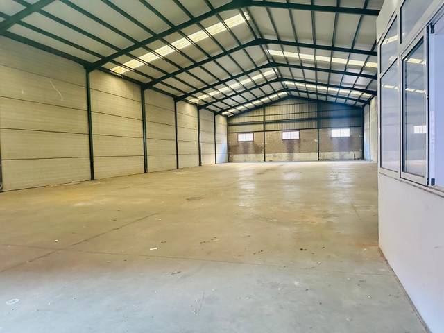 Nave industrial en Alquiler en Oeste