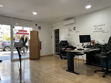 Local comercial en venda a La Florida - Les Planes