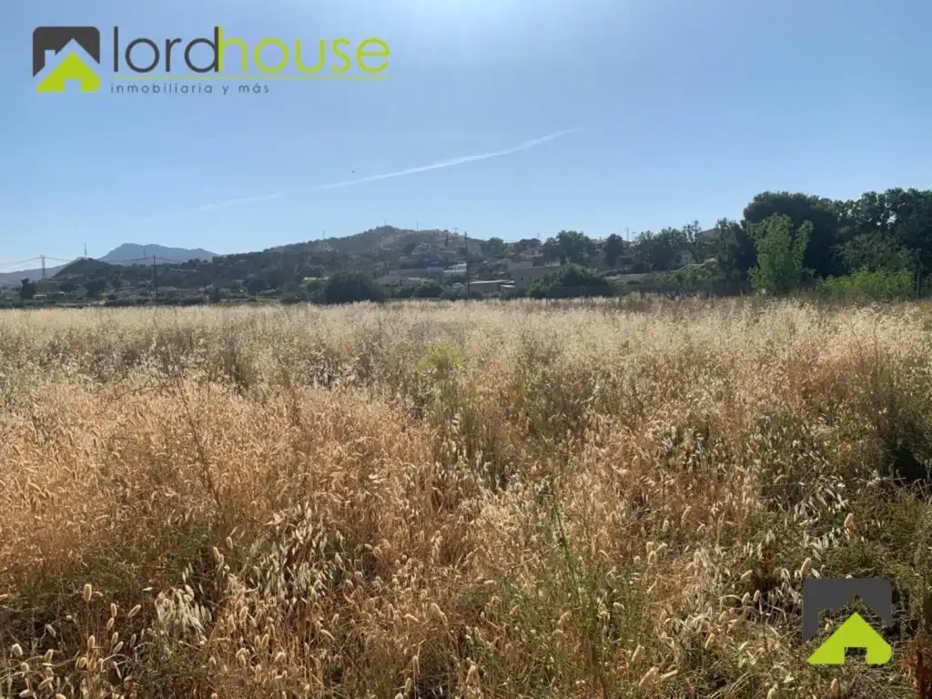Country homes for sale in Lorca