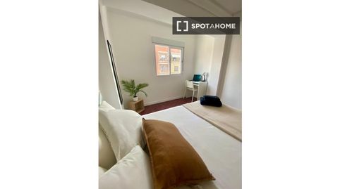 Photo 5 of Room in Barrio de Benicalap, Valencia Capital