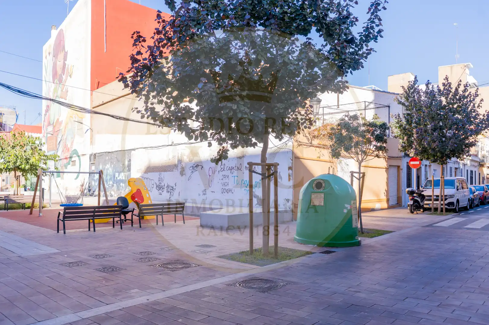 Außenansicht von Maisonette zum Verkauf in Valencia mit Terrasse und Balkon