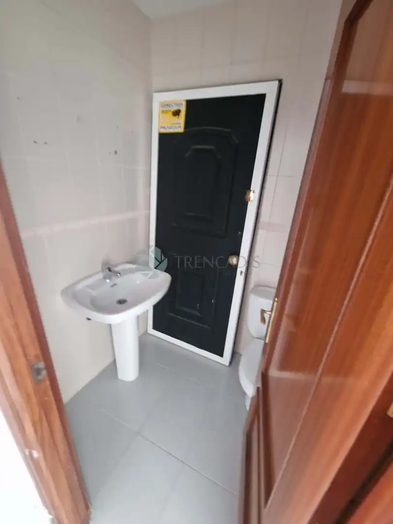 Badezimmer von Einfamilien-Reihenhaus zum Verkauf in Recas