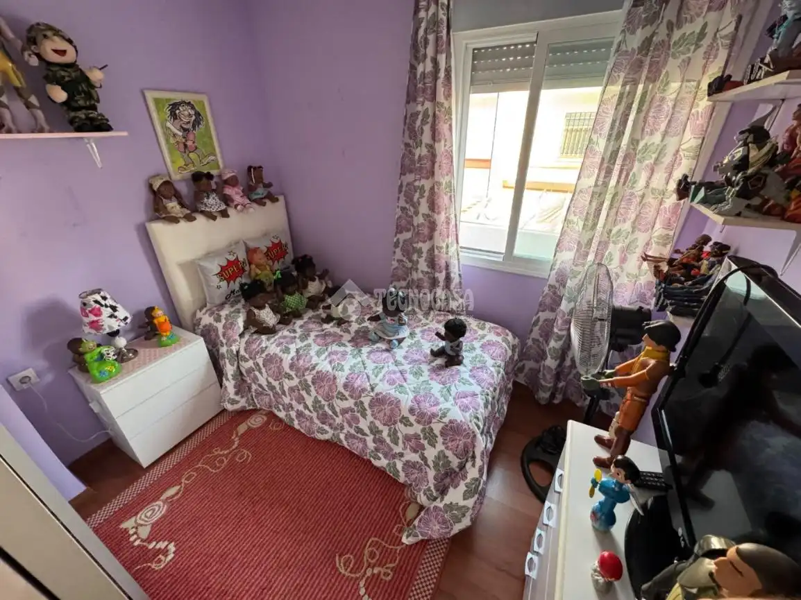 Habitación de Casa adosada en venta en Écija
