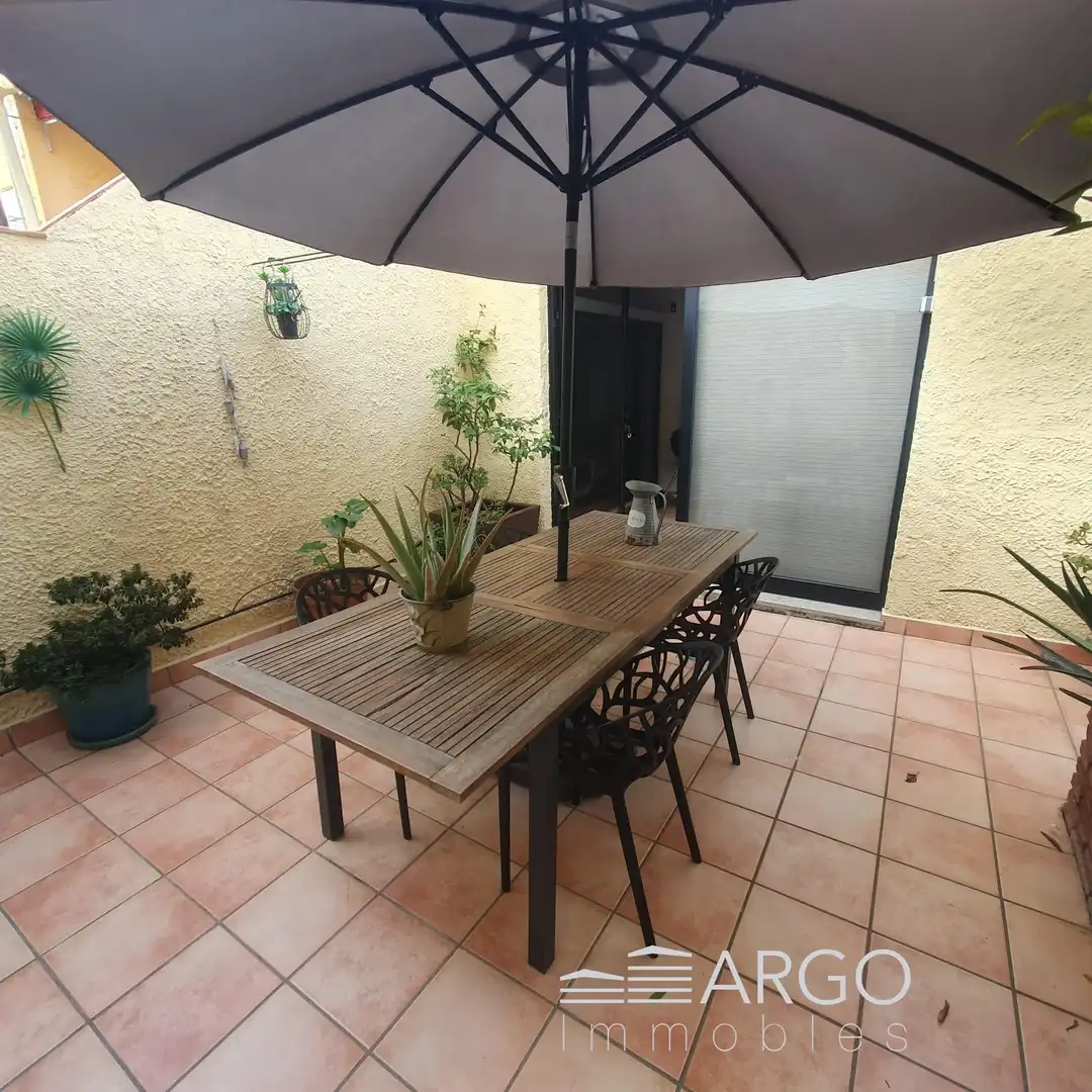 Casa adosada en venta en Carrer de Colom, Centre