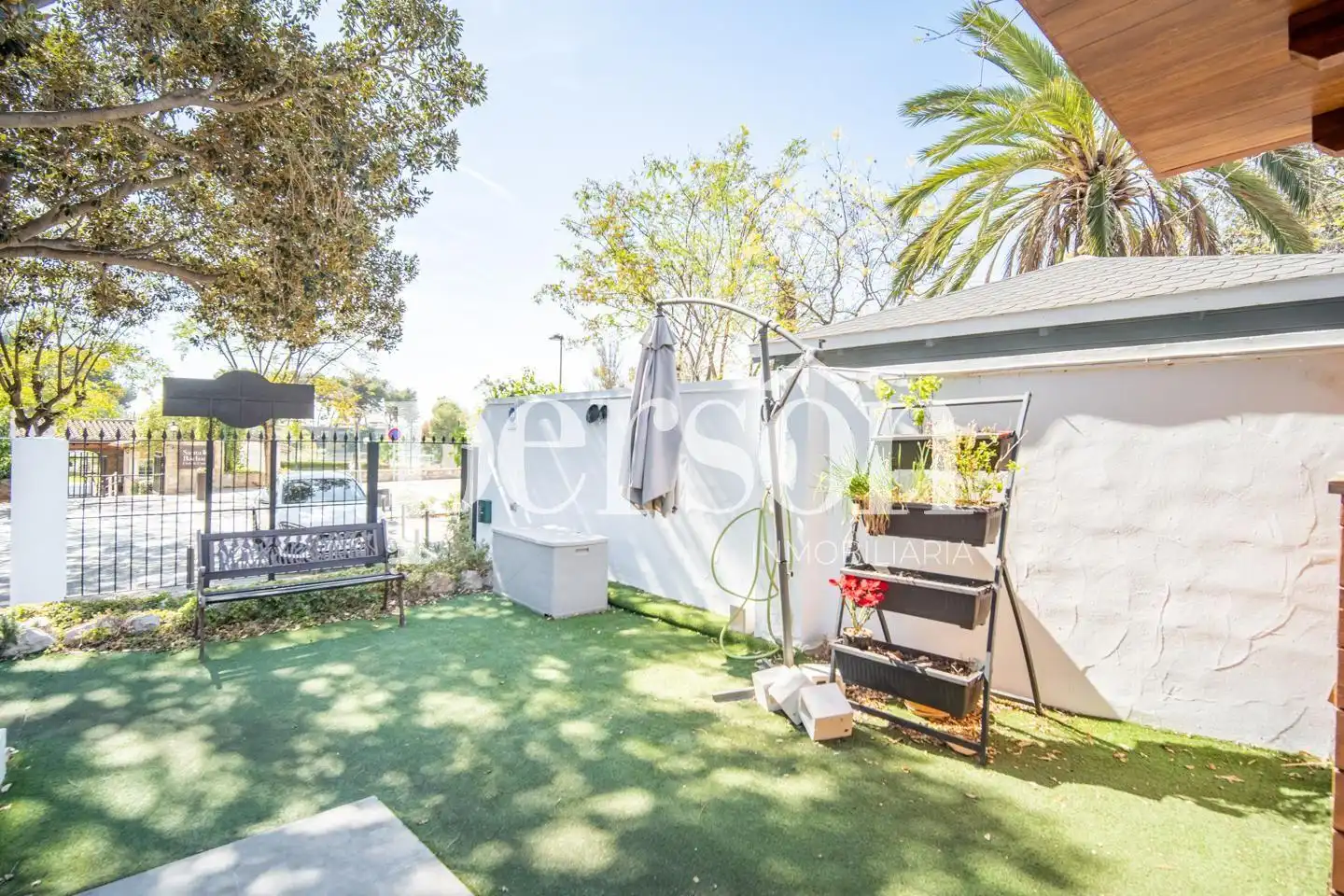 Local en venta en Rocafort