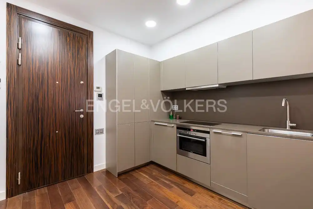 Cuina de Pis de lloguer en Valencia amb Aire condicionat, Calefacció i Parquet