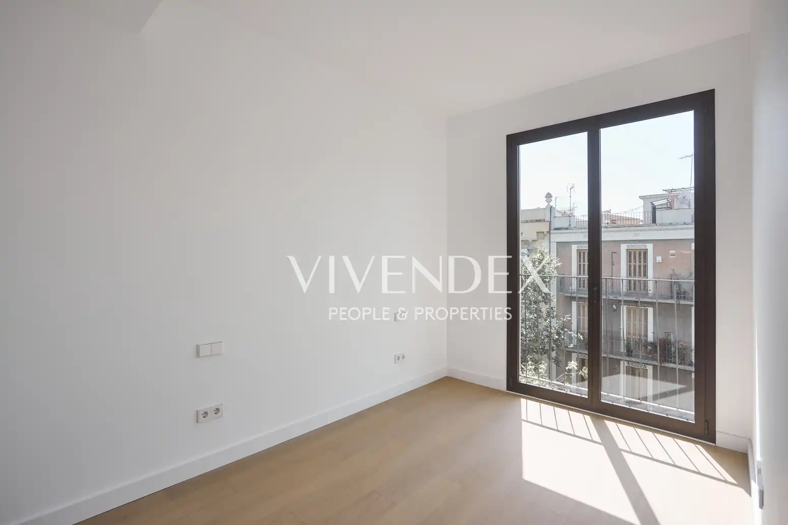 Habitación de Ático en venta en Barcelona con Calefacción y Terraza