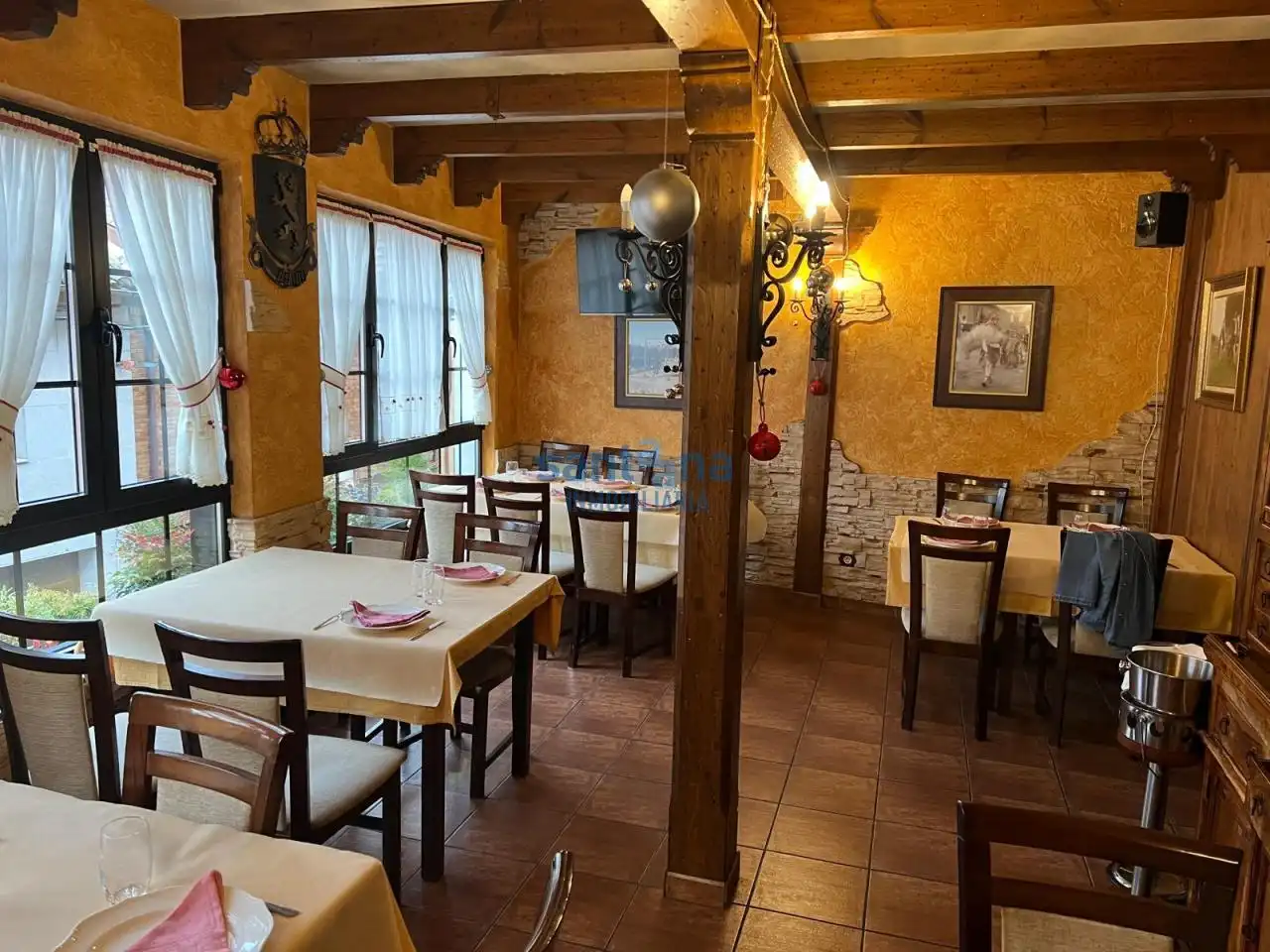 Local en venta en Hospital de Órbigo con Aire acondicionado y Amueblado