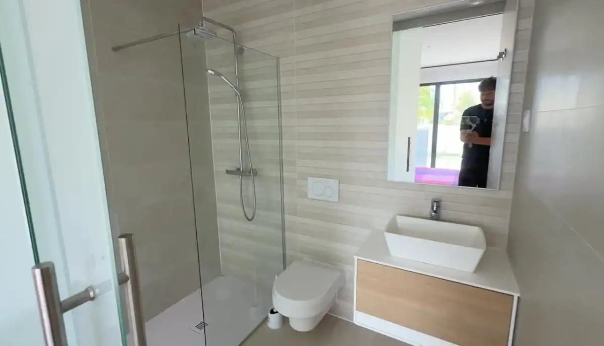 Baño de Apartamento en venta en Golf Bahía