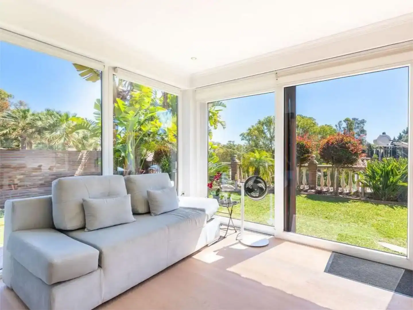 Sala d'estar de Casa o xalet de lloguer en Mijas amb Aire condicionat, Jardí privat i Piscina