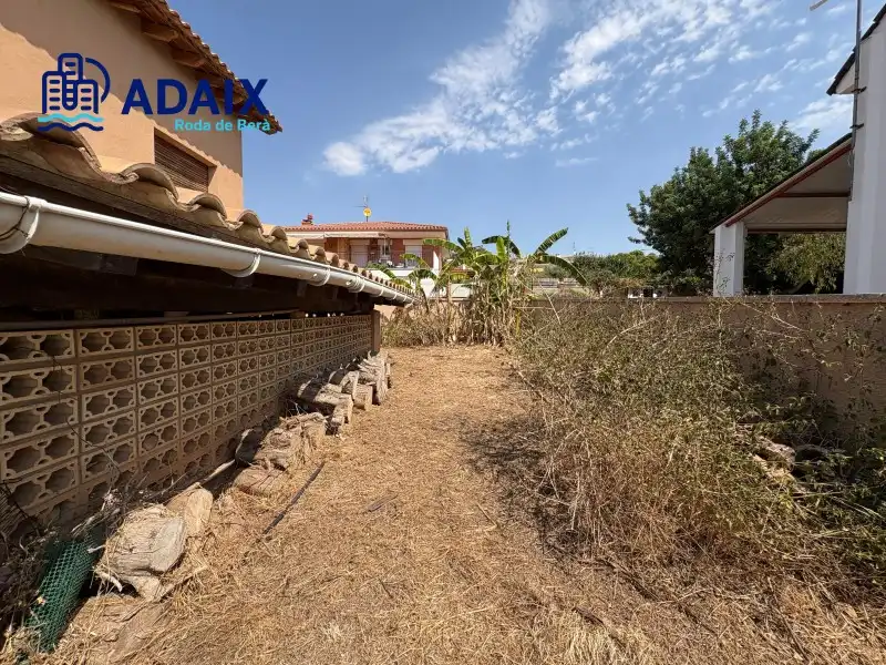 Casa o chalet en venta en Roda de Berà con Terraza, Trastero y Horno
