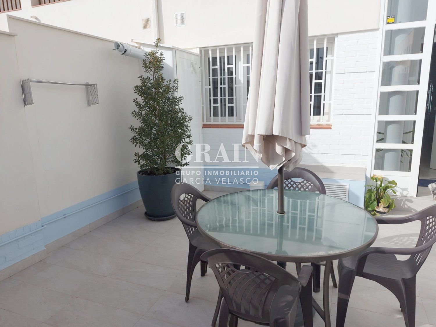 Terrassa de Casa adosada en venda en  Albacete Capital amb Aire condicionat, Calefacció i Jardí privat