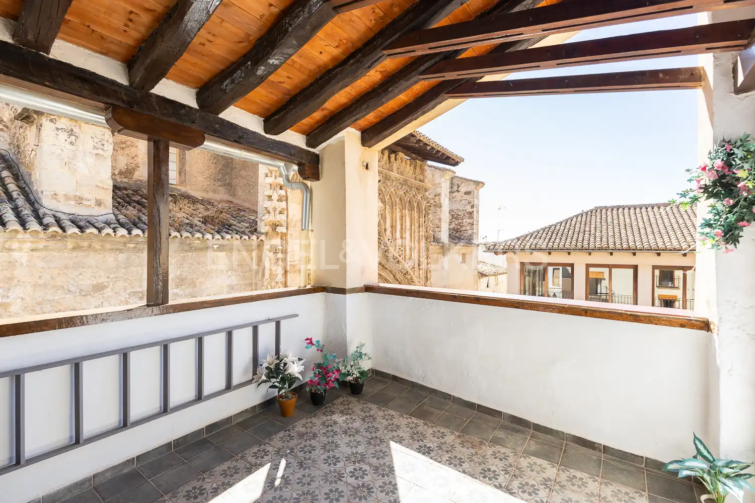 Terrassa de Casa o xalet en venda en Requena amb Calefacció i Balcó