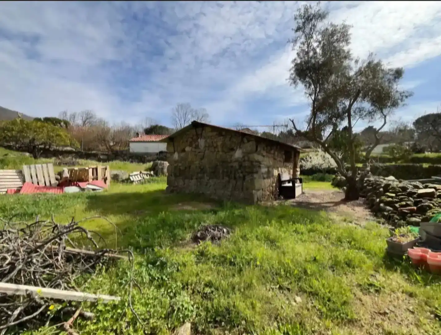 Casa adosada en venda en Valverde de la Vera amb Aire condicionat, Parquet i Moblat