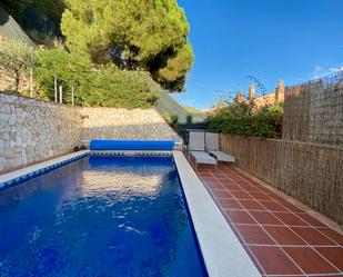 Swimming pool of Single-family semi-detached for sale in Canet de Mar  with Private garden, Terrace and Swimming Pool