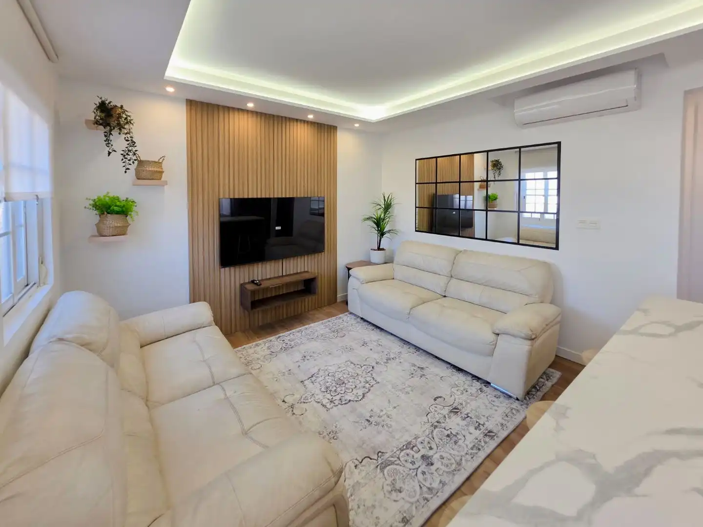 Living room of Houses for share in Armilla  with Air Conditioner, Heating and Private garden