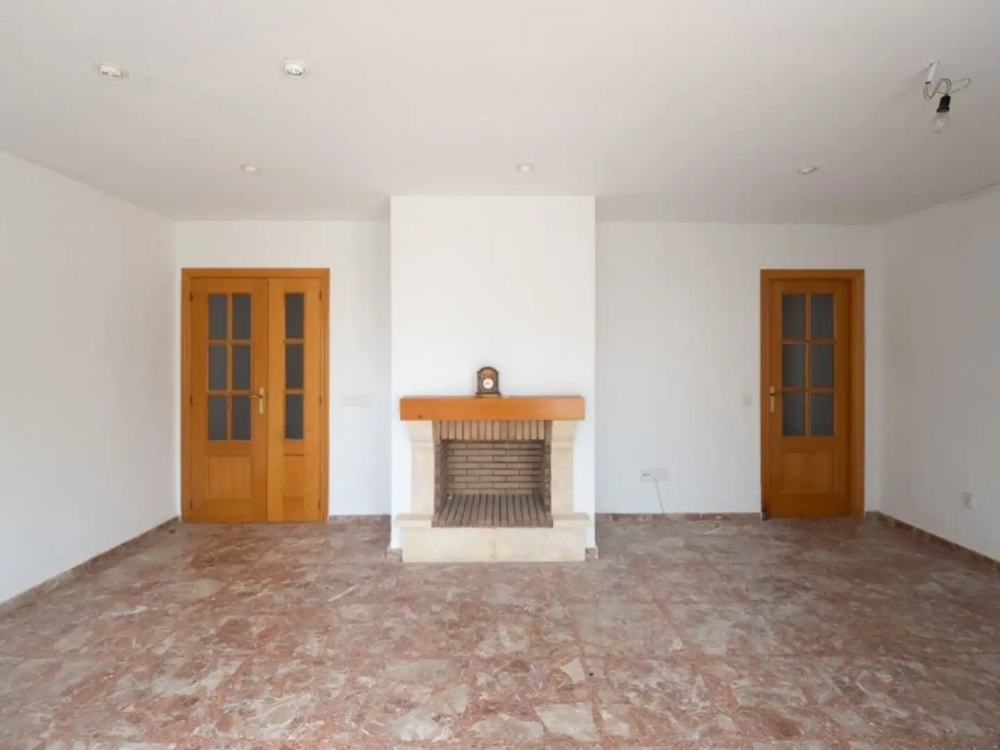 Detached homes for sale in Macastre  with Terrace