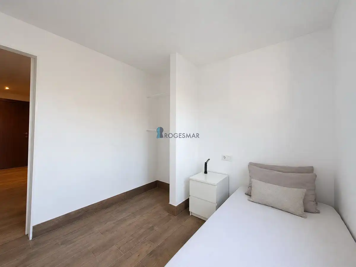 Dormitori de Apartament en venda en Benicasim / Benicàssim amb Traster, Moblat i Piscina comunitària