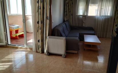 Sala d'estar de Dúplex en venda en Castellón de la Plana / Castelló de la Plana amb Terrassa, Traster i Moblat