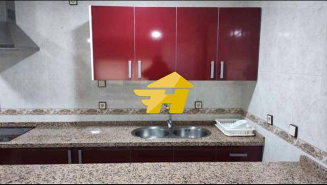 Piso en Alquiler en camino de los quintos, higueron en Zona Centro