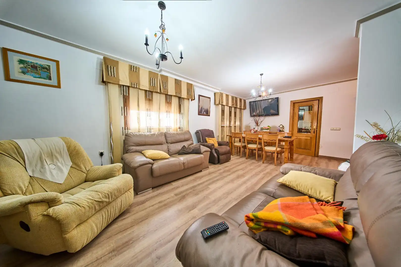 Living room of Country homes for sale in Baza  with Air Conditioner, Heating and Terrace