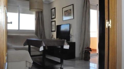 Foto 4 de Piso en venta en Calle Sierra de Gredos, 29, Piedras Redondas - Torrecárdenas, Almería Capital