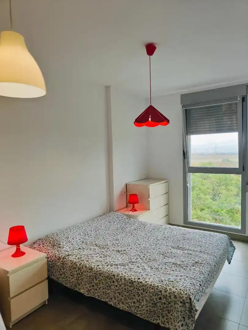 Bedroom of Flat for sale in Torrent  with Air Conditioner