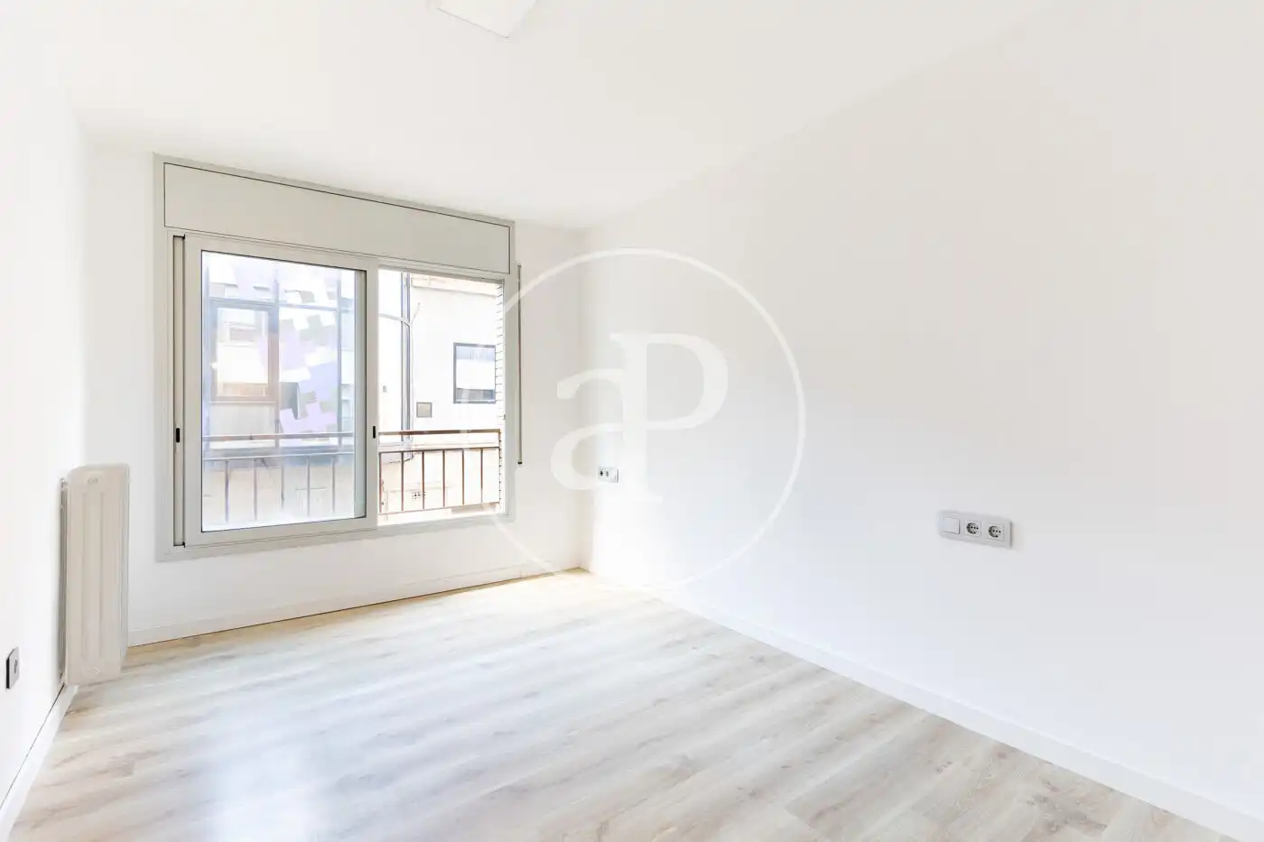 Habitación de Piso en venta en Terrassa con Calefacción, Terraza y Balcón