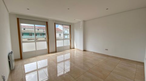Foto 4 de Piso de alquiler en O Carballiño , Ourense