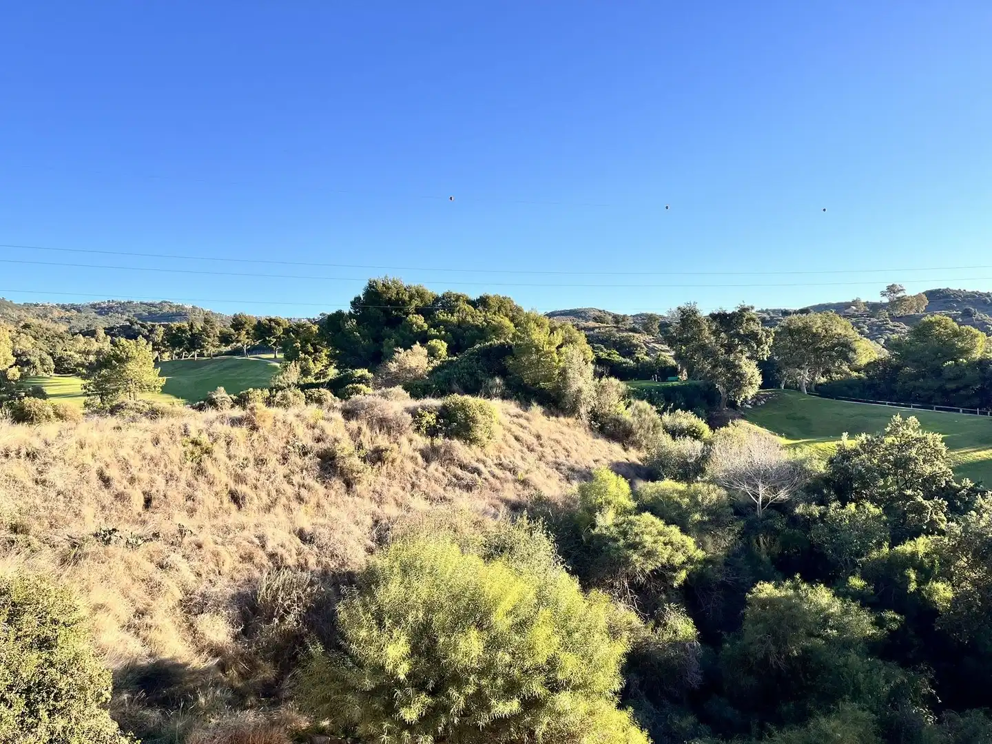 Wohnungen zum Verkauf in Marbella mit Klimaanlage, Heizung und Privatgarten