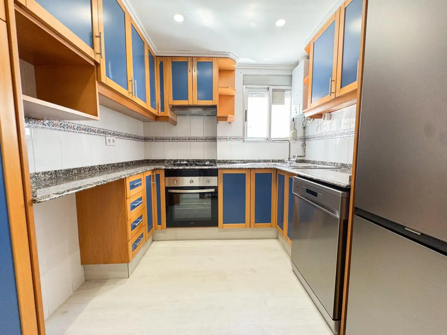 Cocina de Piso de alquiler en Catarroja con Aire acondicionado y Trastero