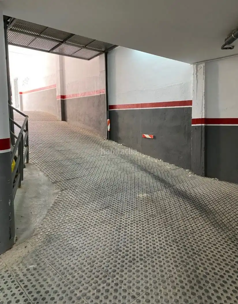 Einzelparkplatz zum Verkauf in Carrer Bages 9, imagen 5