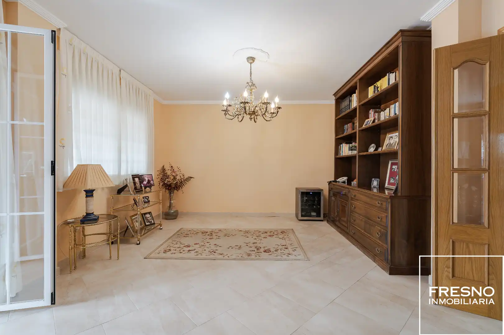 Living room of Detached homes for sale in Cobeña  with Air Conditioner, Heating and Private garden