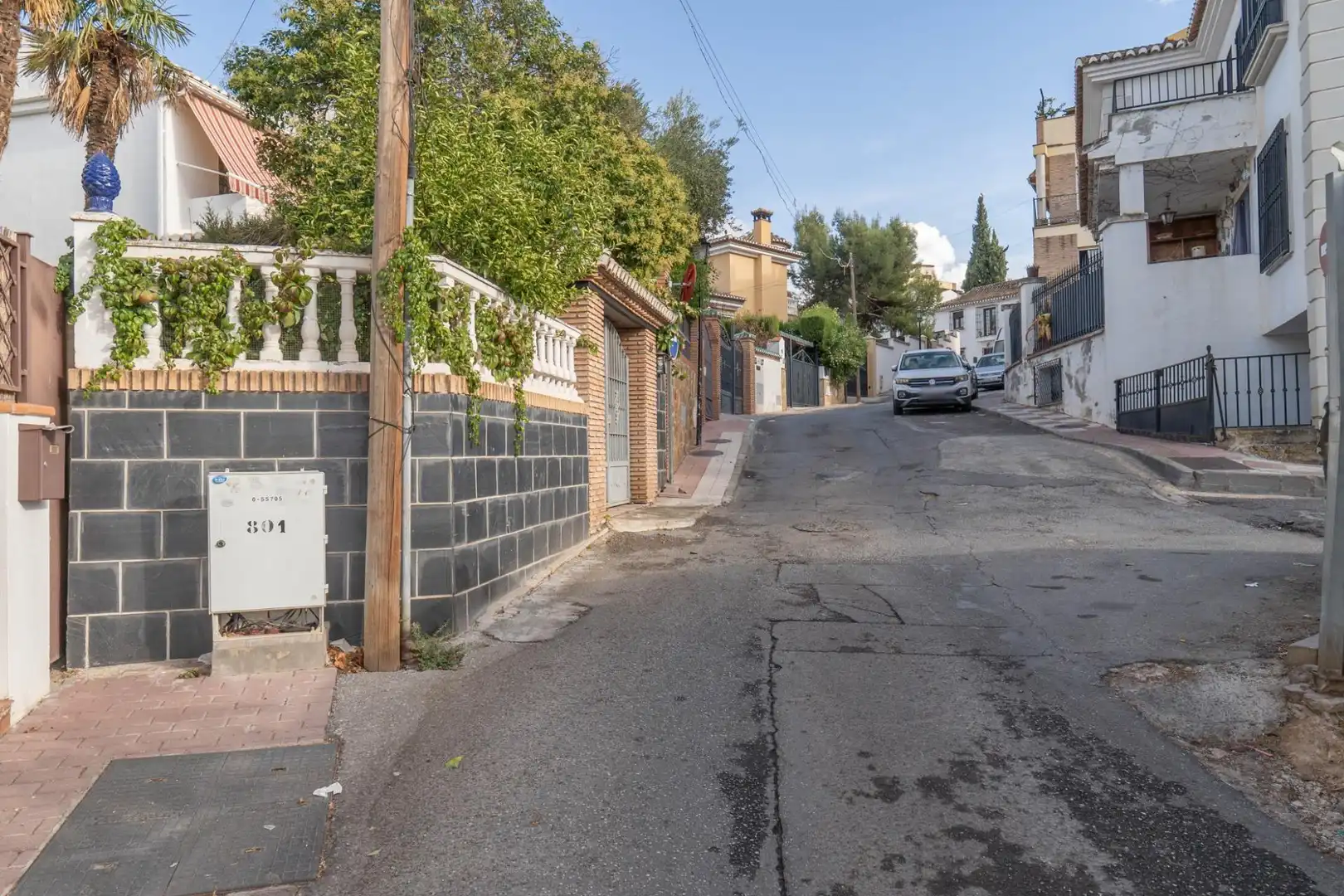 Vista exterior de Casa o xalet en venda en La Zubia amb Calefacció, Jardí privat i Terrassa