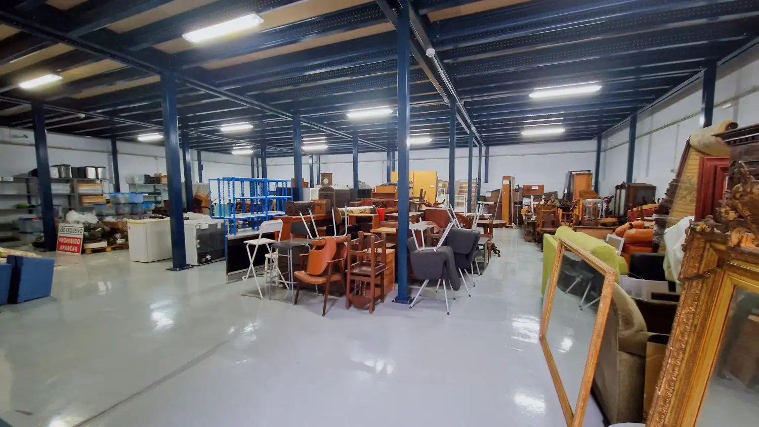 Industrial buildings for sale in Torrelavega 