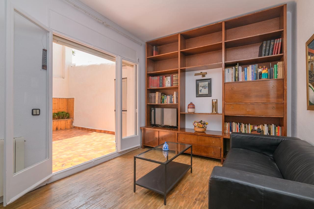 Sala d'estar de Planta baixa en venda en  Barcelona Capital amb Aire condicionat, Calefacció i Parquet
