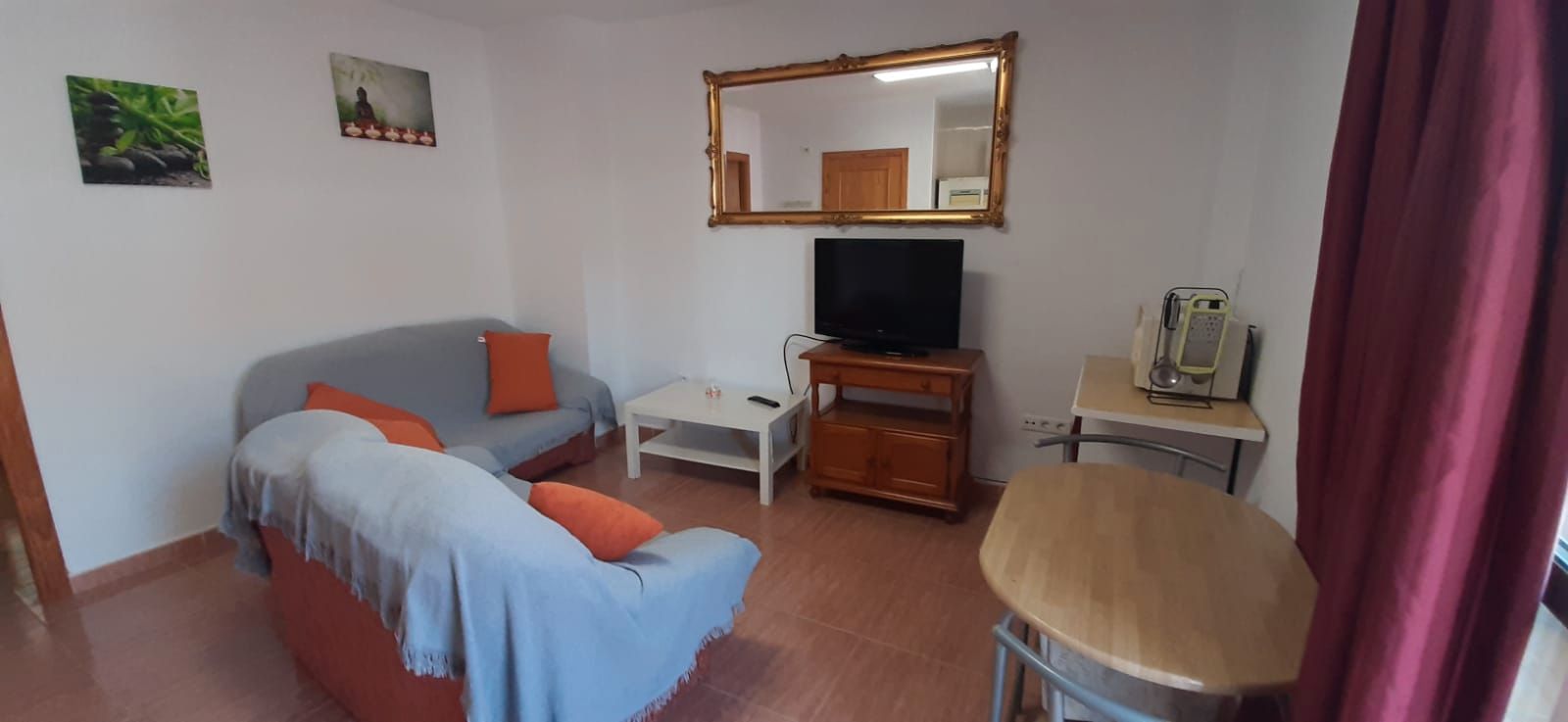 Sala d'estar de Apartament de lloguer en Málaga Capital amb Moblat, Rentadora i Microones