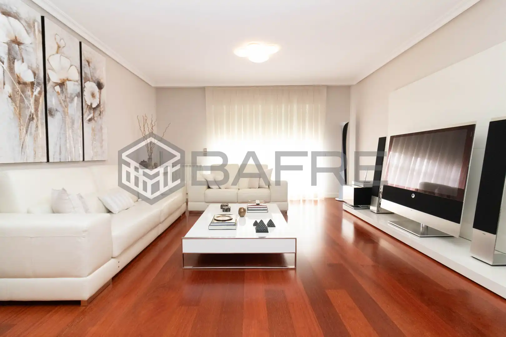 Living room of Attic for sale in Arganda del Rey  with Air Conditioner, Heating and Parquet flooring