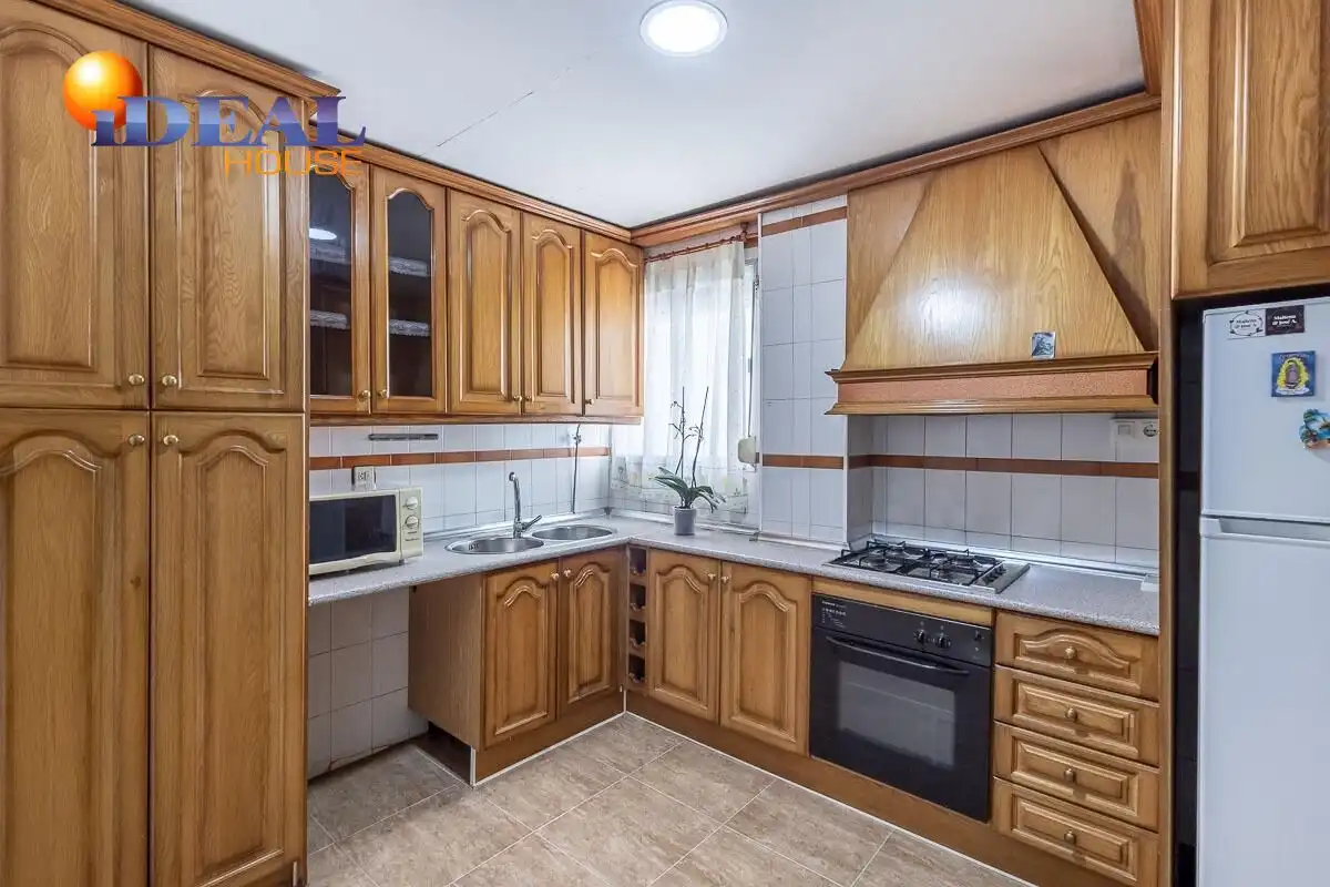 Piso con ascensor en venta en Calle MARQUES DE MONDEJAR, imagen 11