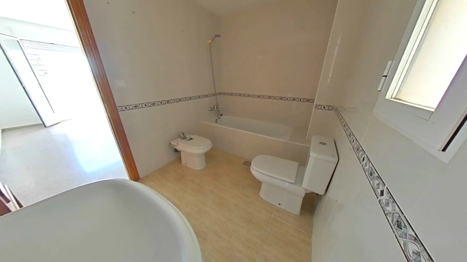 Baño de Piso en venta en Benidorm con Terraza y Balcón